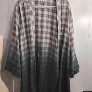 Maurices Gray Plaid Kimono